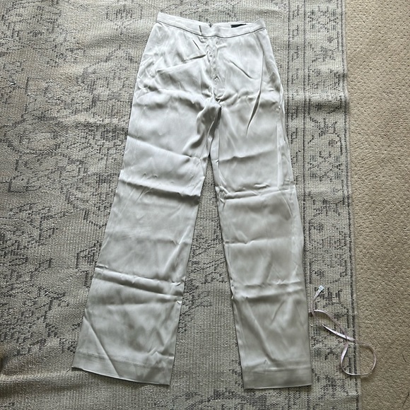 Donna Karan Pants - Donna Karan flat front dressy flowy trouser